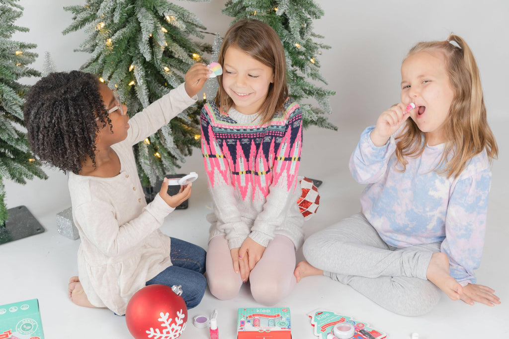 Klee Naturals - Twinkle Forest - Holiday Deluxe Mineral Makeup Kit