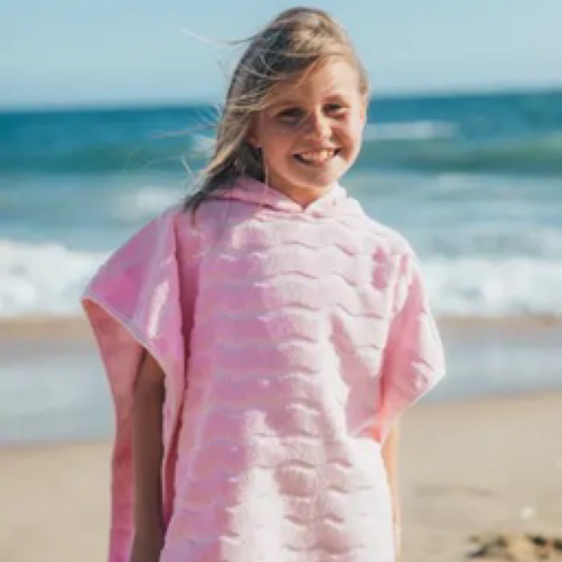 Feather 4 Arrow - El Ray Wave Poncho || Fairy Tale Pink