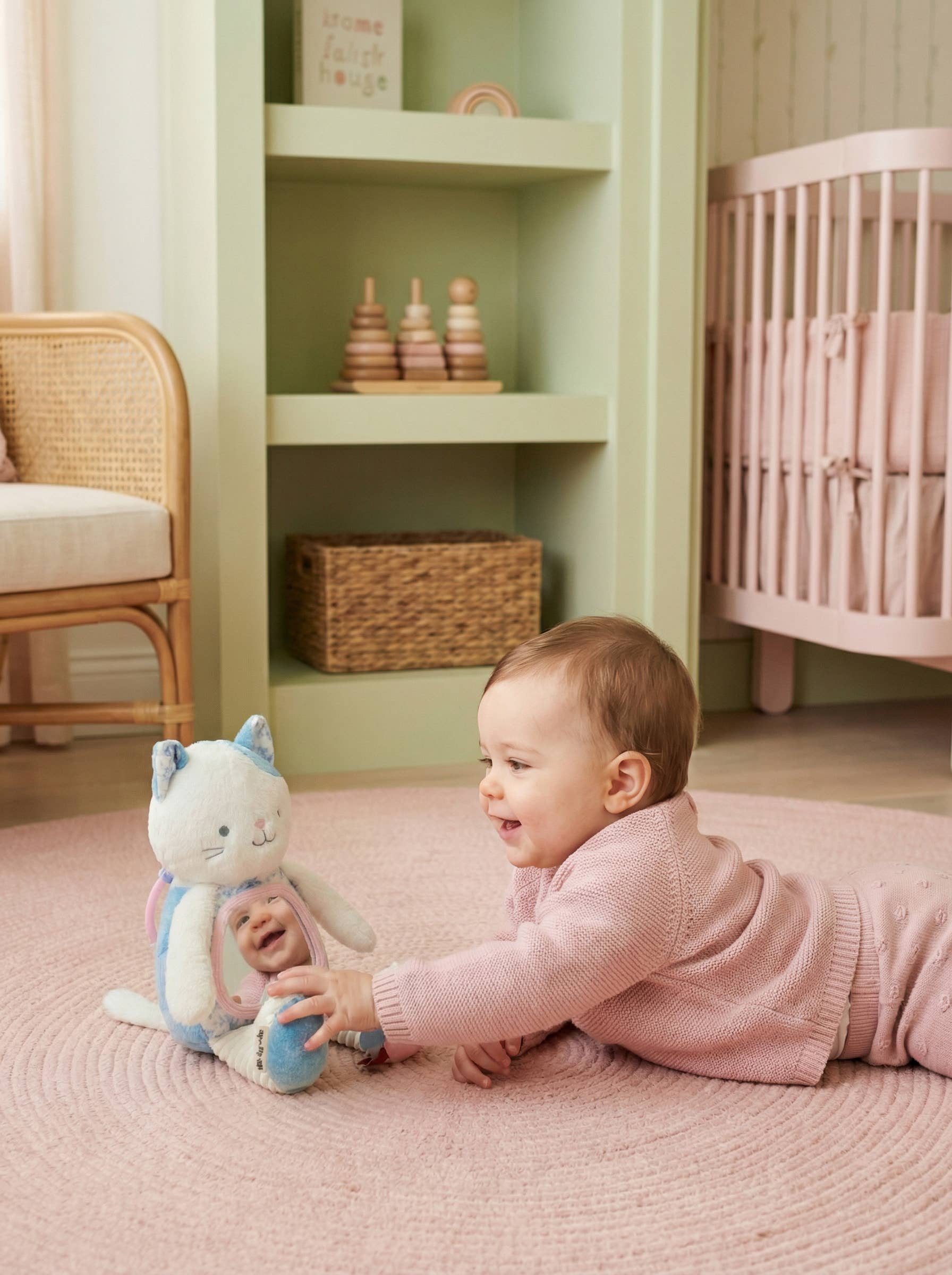 Itzy Ritzy - Itzy Bitzy Mirror™ Sensory Tummy Time Mirror || Kitty